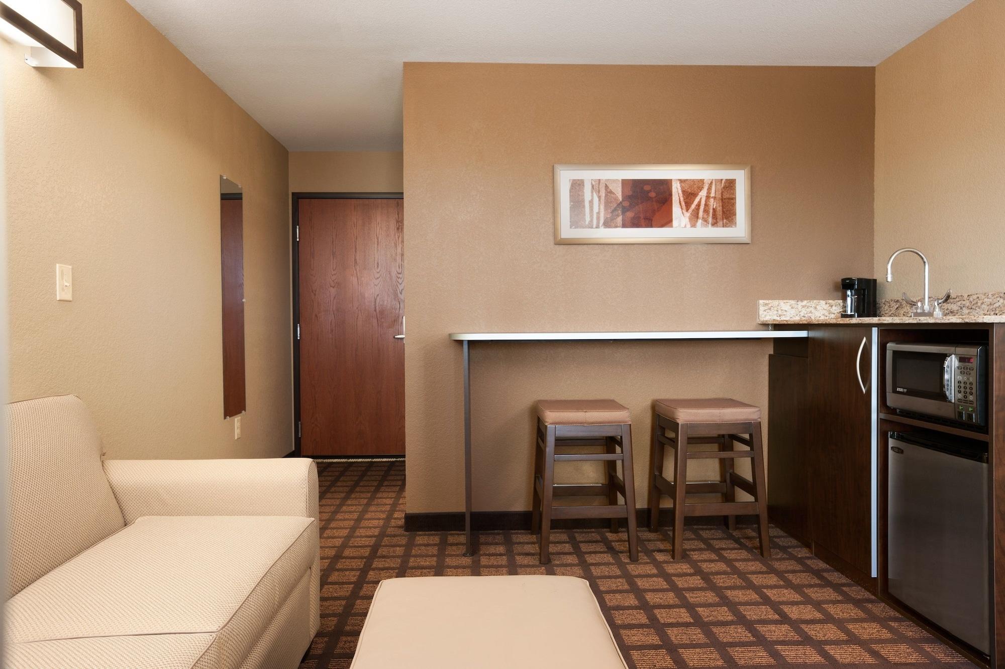 Microtel Inn & Suites By Wyndham Midland Extérieur photo
