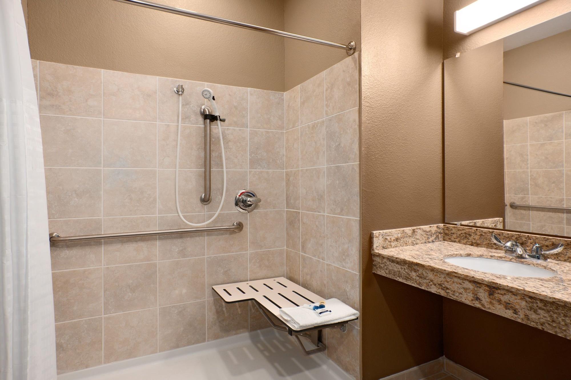 Microtel Inn & Suites By Wyndham Midland Extérieur photo