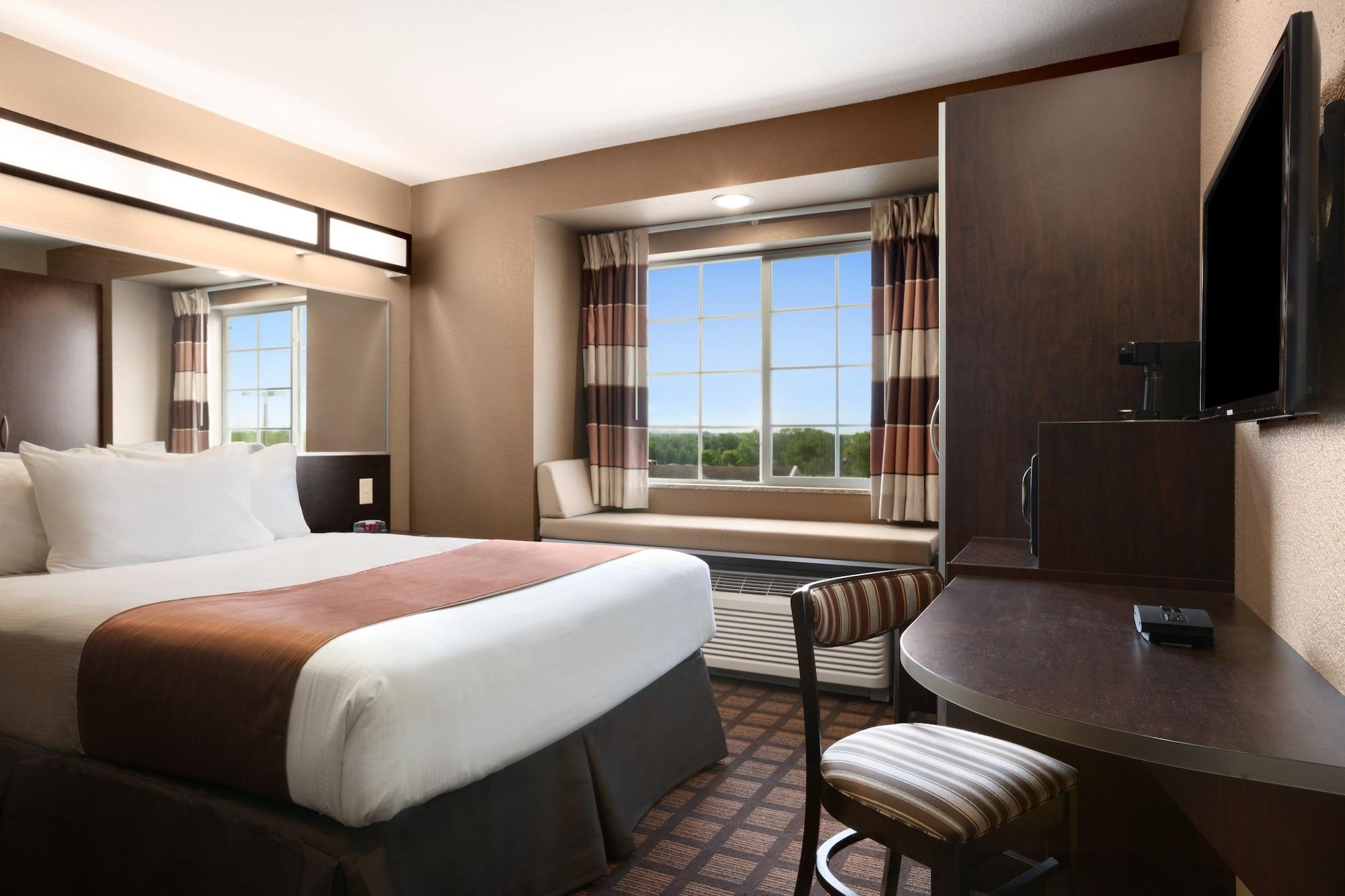 Microtel Inn & Suites By Wyndham Midland Extérieur photo